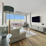 T3 Moderne Avec Terrasse, Piscine Et Parking Prive Apartment *