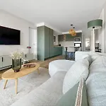 T3 Moderne Avec Terrasse, Piscine Et Parking Prive * Capbreton