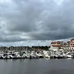 T3 Moderne Avec Terrasse, Piscine Et Parking Prive