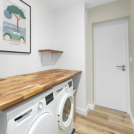 Daire T3 Moderne Avec Terrasse, Piscine Et Parking Prive