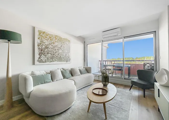 T3 Moderne Avec Terrasse, Piscine Et Parking Prive Lejlighed