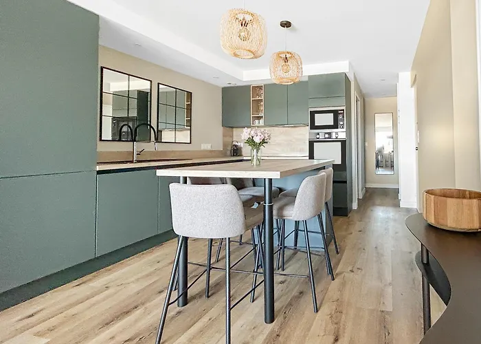 Lejlighed T3 Moderne Avec Terrasse, Piscine Et Parking Prive *