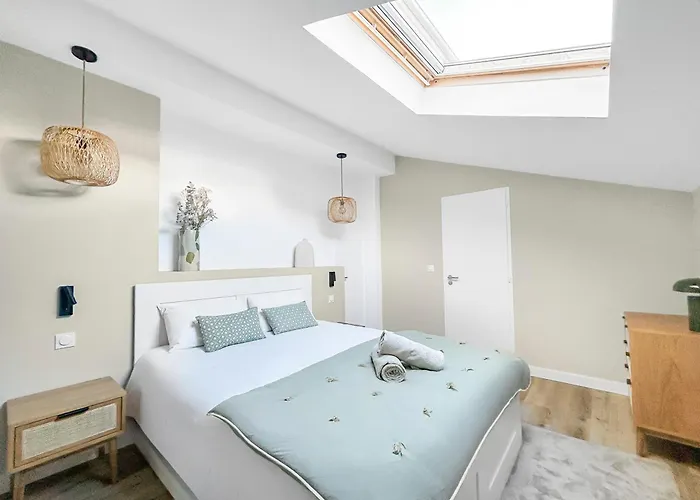 Lejlighed T3 Moderne Avec Terrasse, Piscine Et Parking Prive